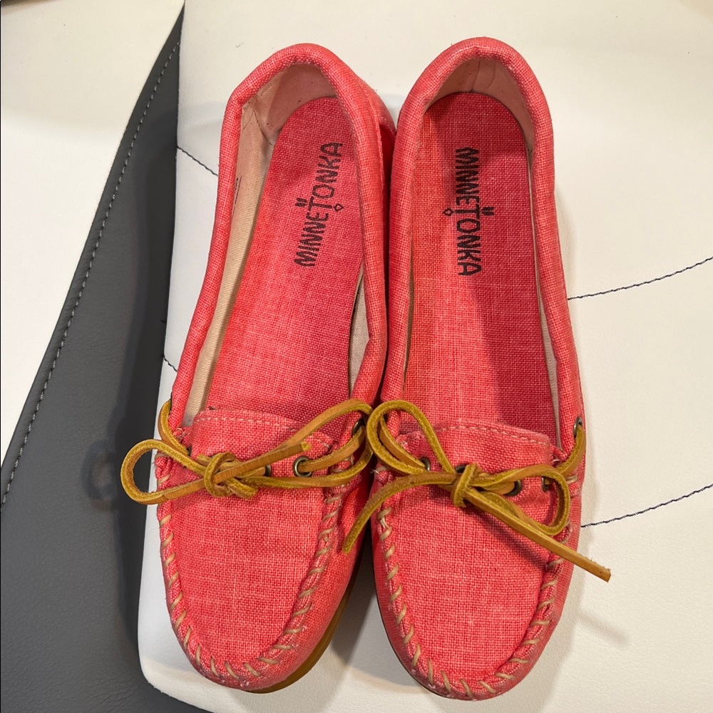 Minnetonka Canvas Moccasins